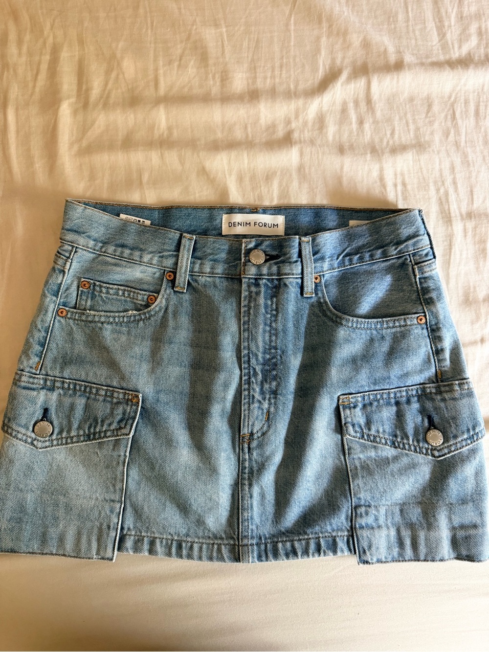Aritzia denim forum 90s Ricci denim mini skirt size 31